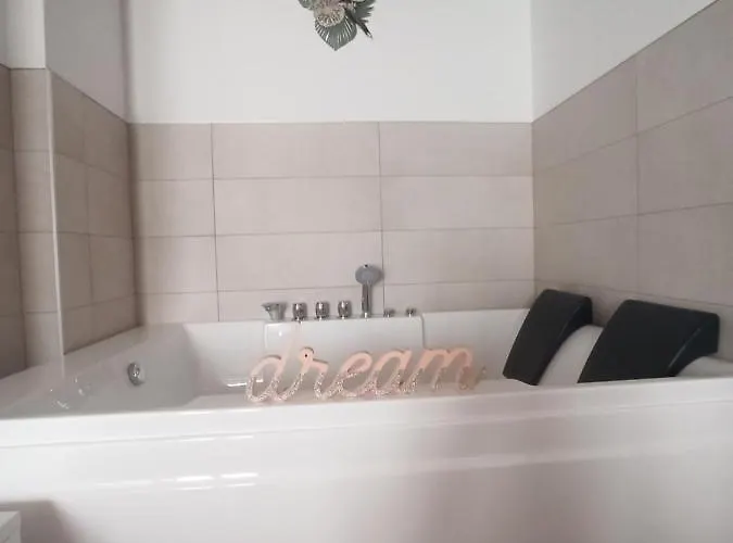 Dreams Con Jacuzzi Lejlighed